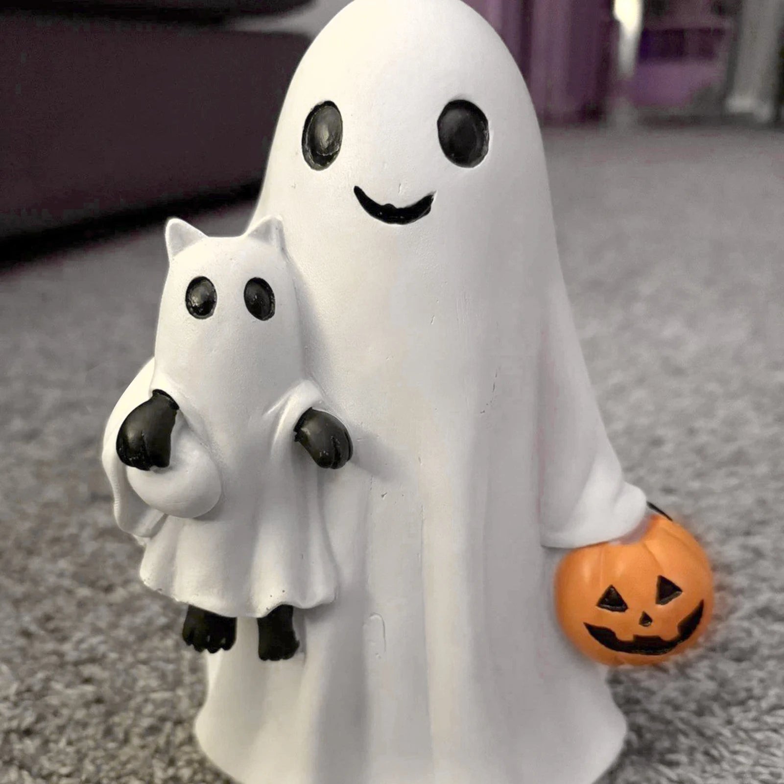 Halloween Ghost Pet Ornament Resin Decor for Home Party Holiday Spooky Figurine Funny Dashboard Decor Car Interior Accessories