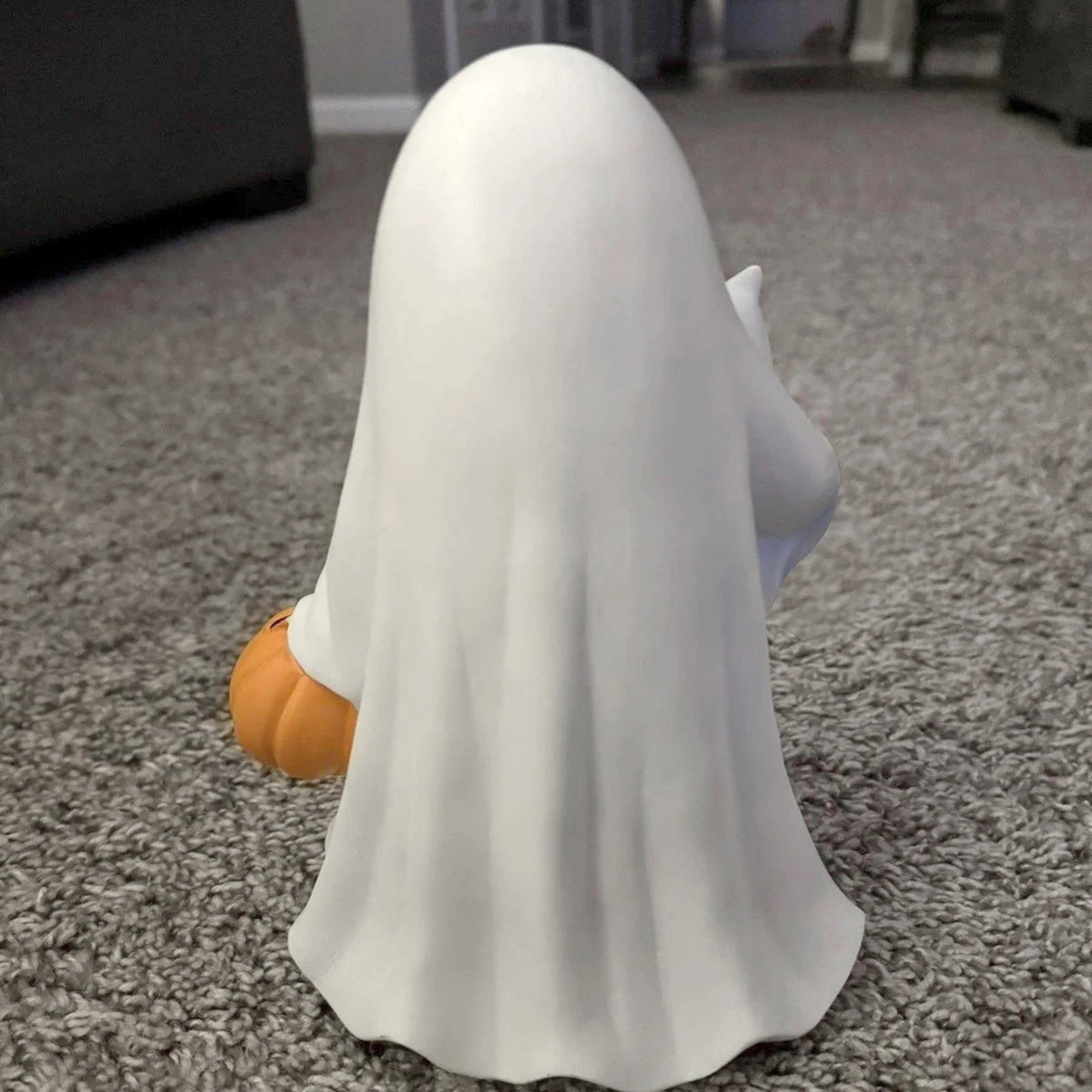 Halloween Ghost Pet Ornament Resin Decor for Home Party Holiday Spooky Figurine Funny Dashboard Decor Car Interior Accessories